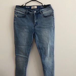 Brand new Lola jeans skinny jeans